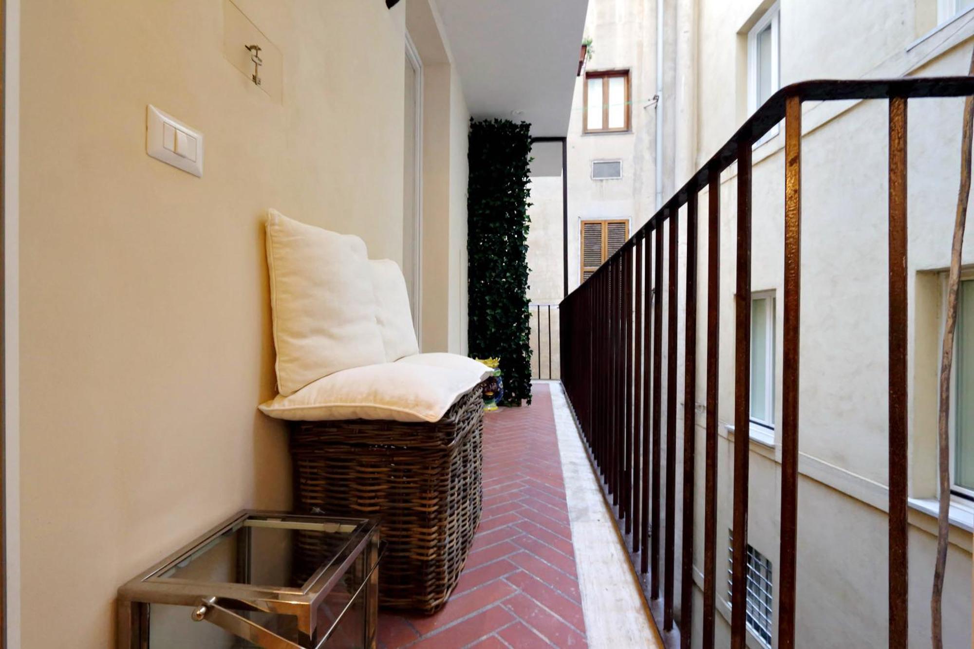 Luxury Charme Between Pantheon And Spanish Steps Roma Exterior foto