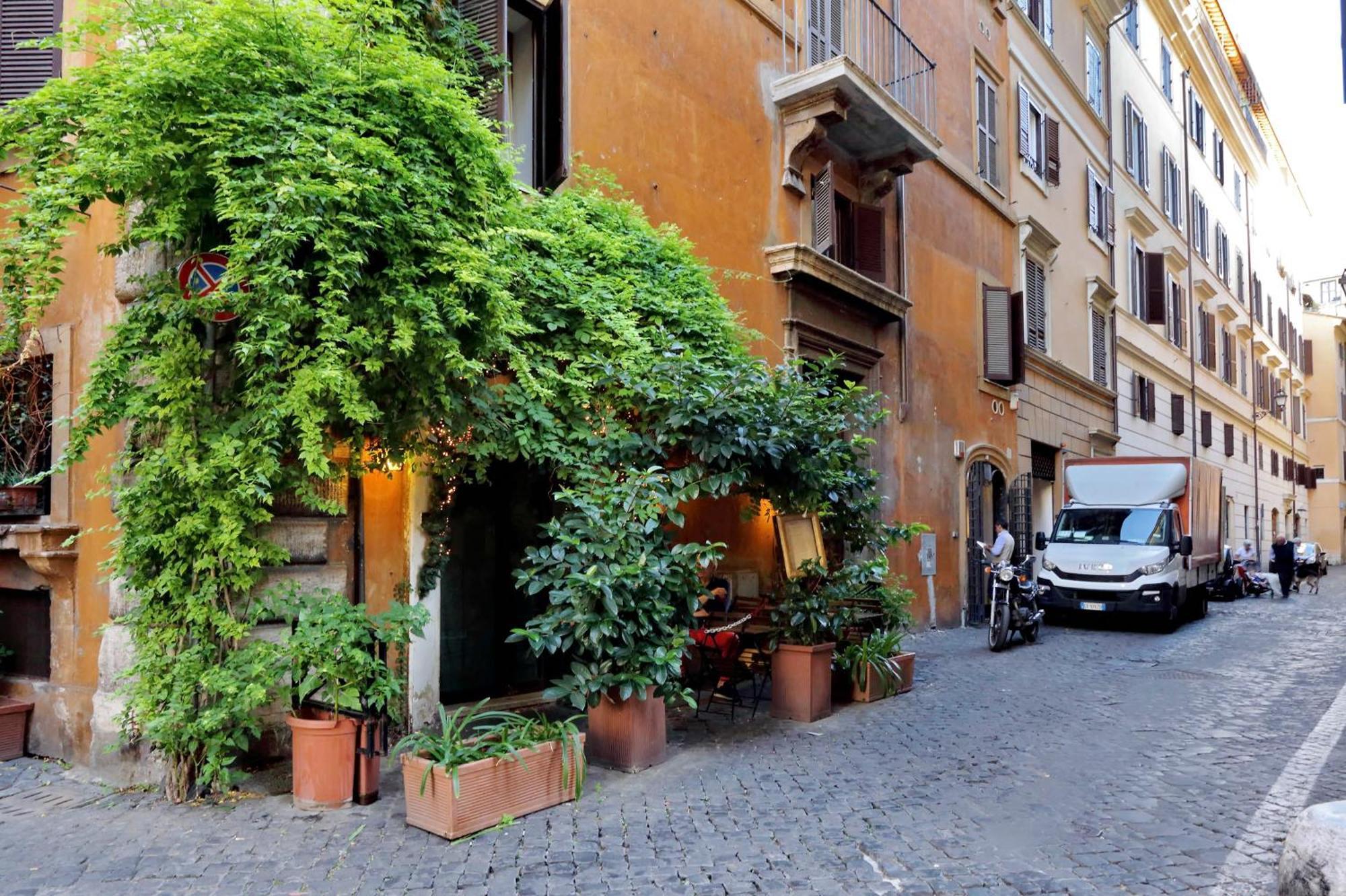 Luxury Charme Between Pantheon And Spanish Steps Roma Exterior foto
